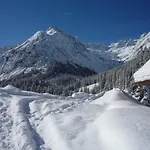샬레 Lechtaler Naturparkchalets *