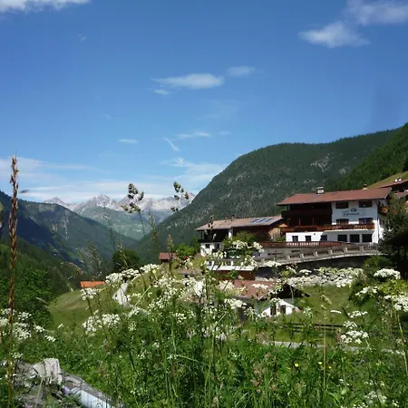 Lechtaler Naturparkchalets 샬레
